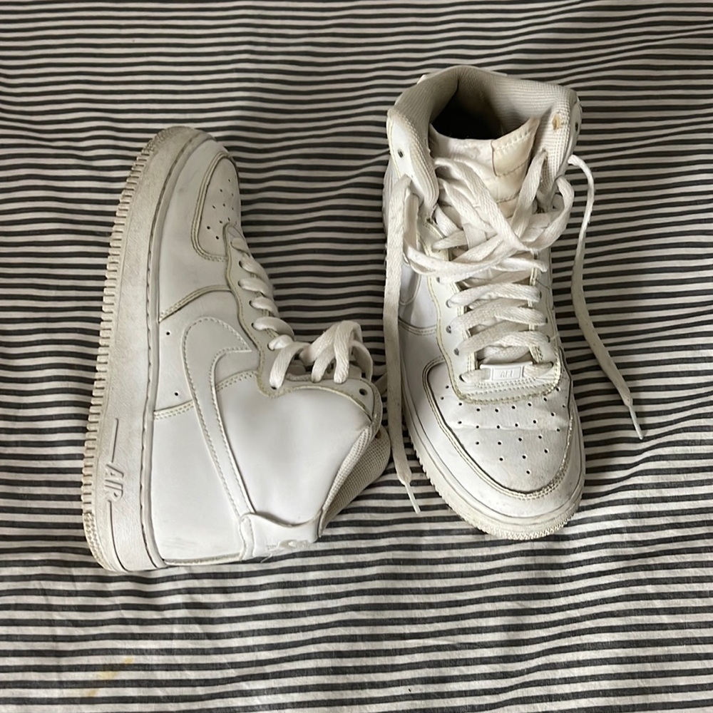Nike AirForce W8.5